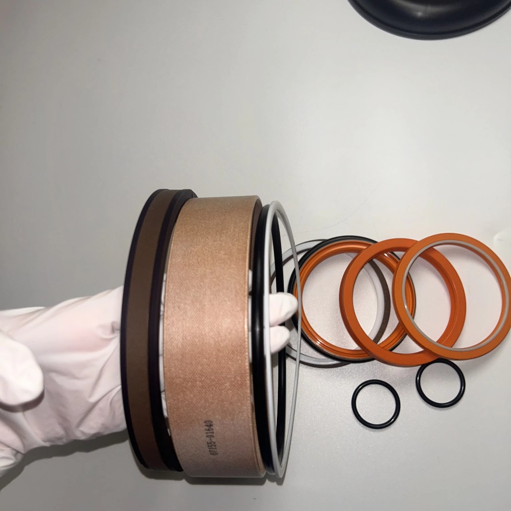 Heavy Equipment Lifting - Aftermarket BLADE LIFT CYLINDER voor zwaar
